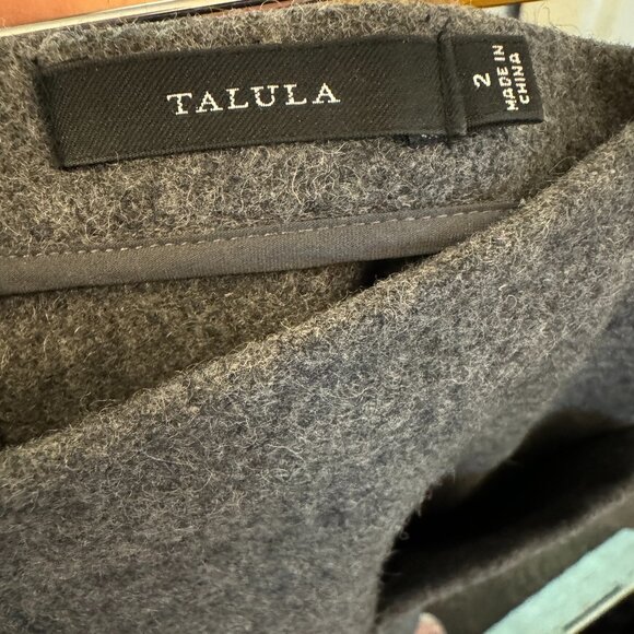 ARITZIA Talula | A Line Mini Wool Skirt Size 2 - Picture 4 of 5